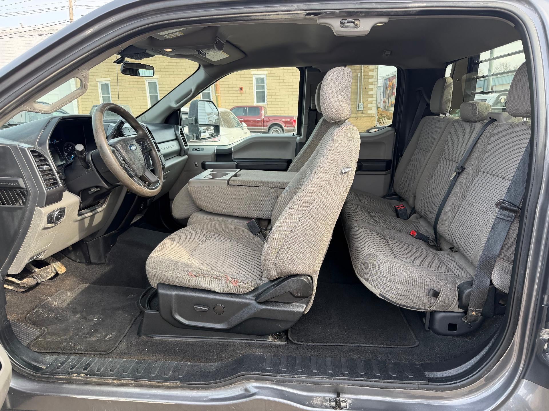 2021 Ford Super Duty F-350 SRW XLT 4WD SuperCab 168" WB 60" CA