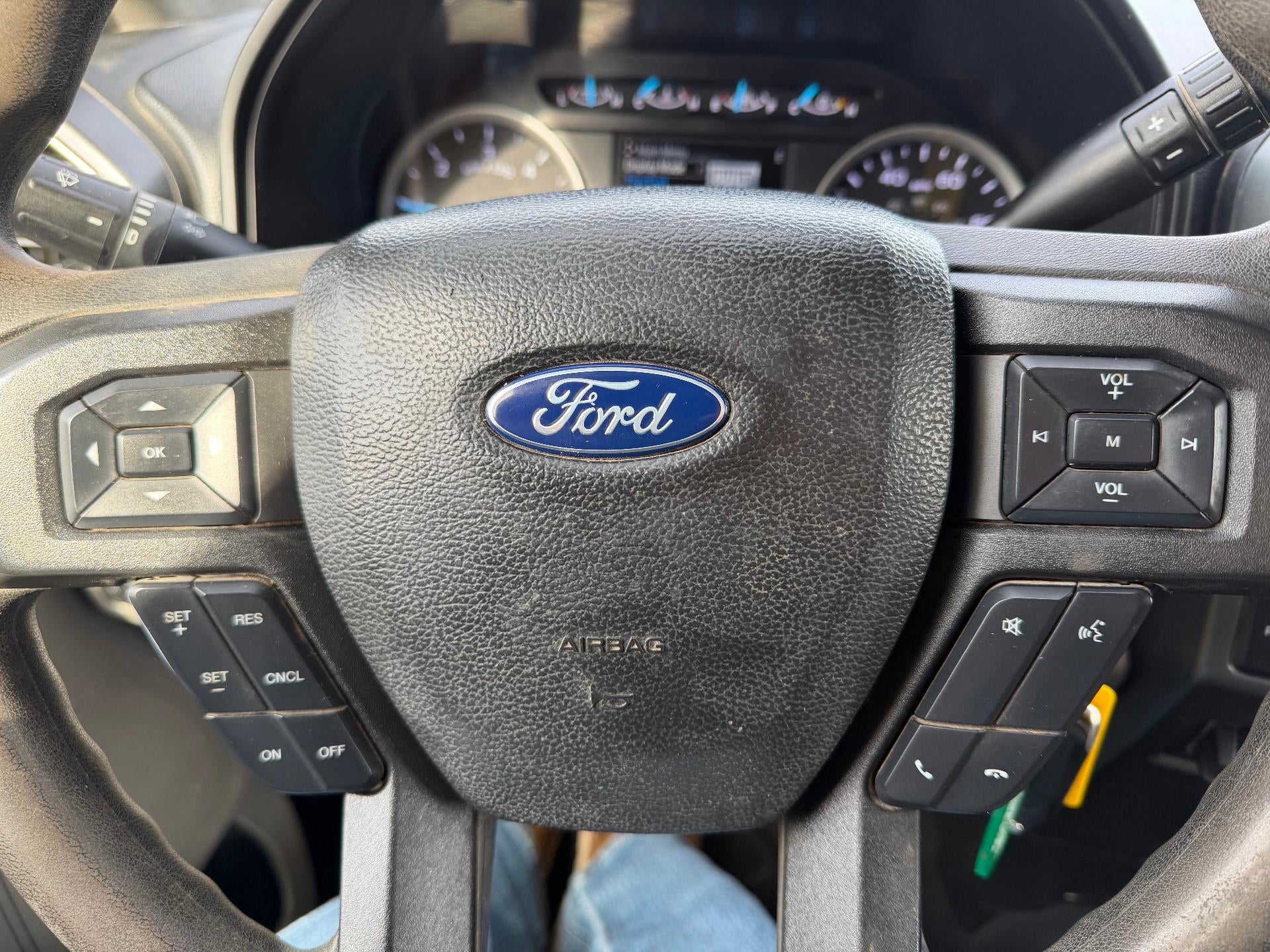 2021 Ford Super Duty F-350 SRW XLT 4WD SuperCab 168" WB 60" CA