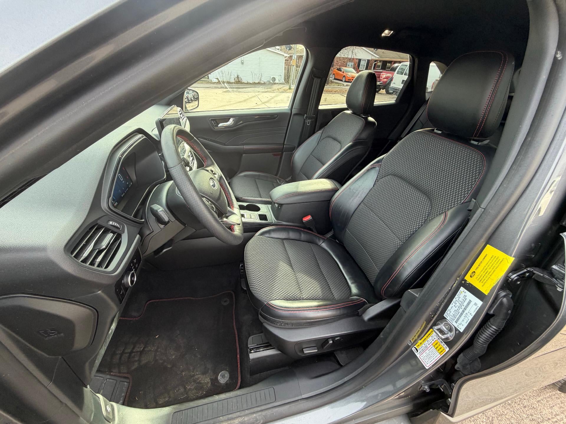 2023 Ford Escape ST-Line Select AWD