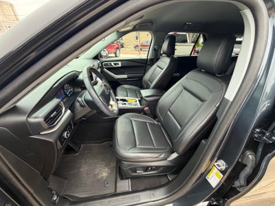 2023 Ford Explorer XLT 4WD