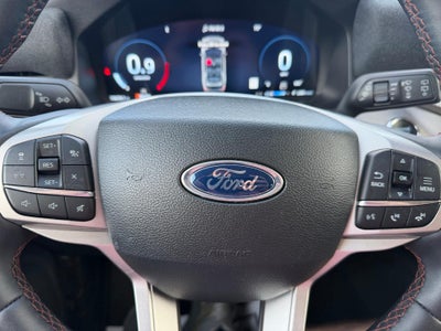 2025 Ford Explorer Active 4WD