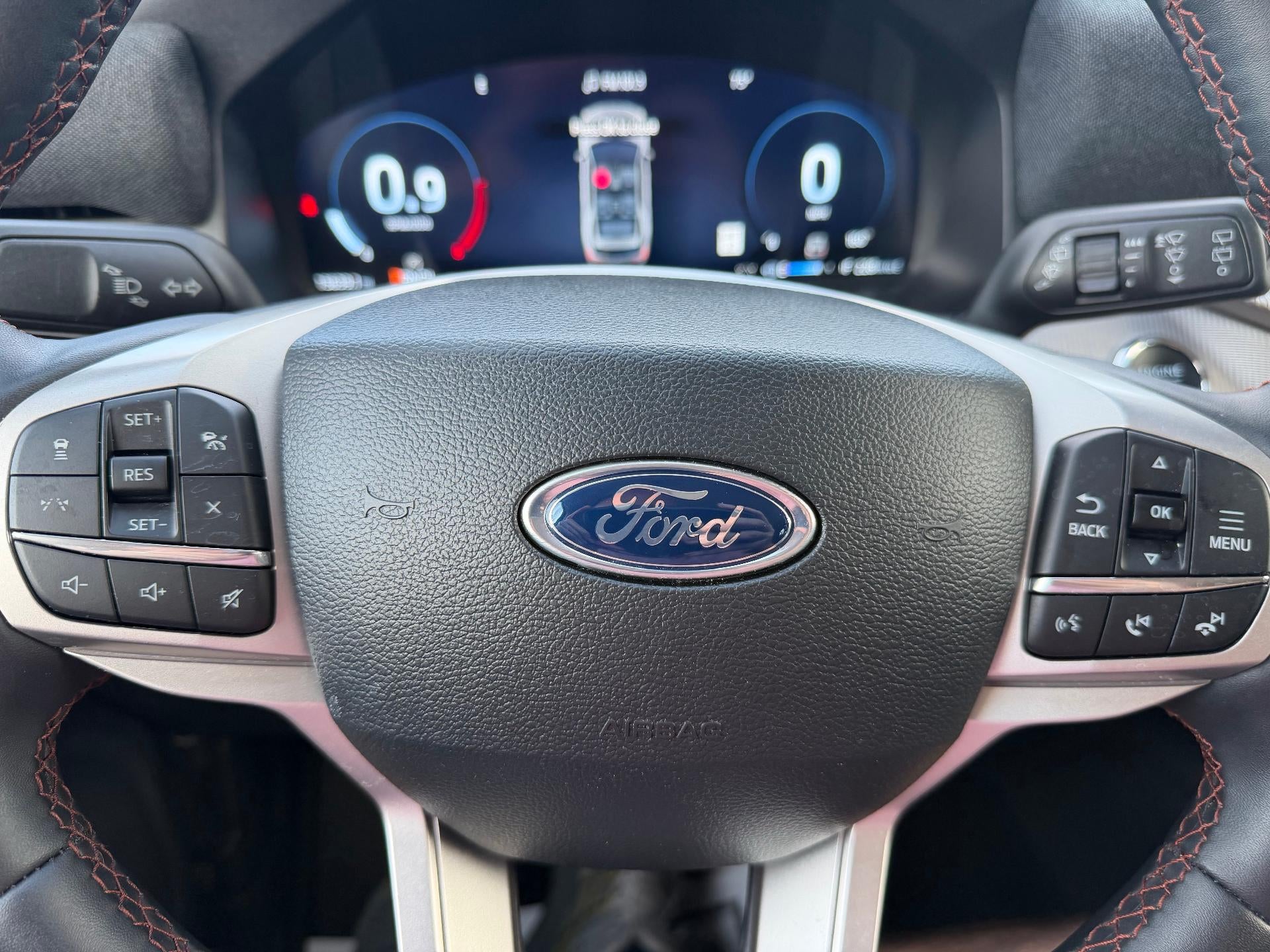 2025 Ford Explorer Active 4WD