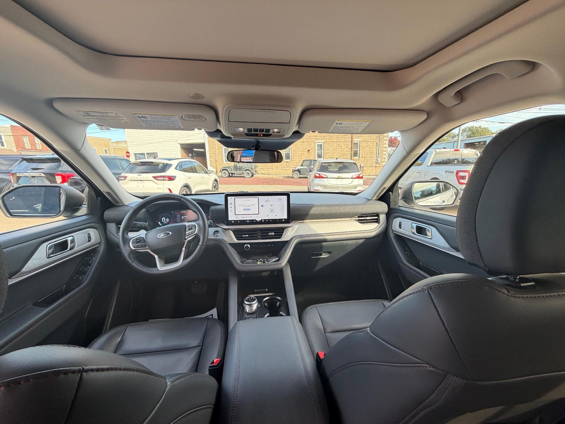 2025 Ford Explorer Active 4WD