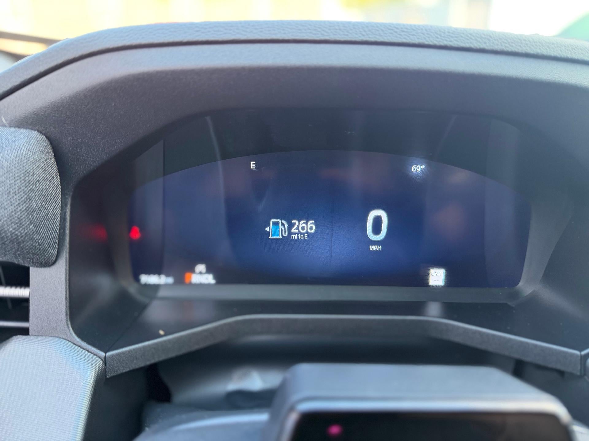 2025 Ford Explorer ST-Line 4WD