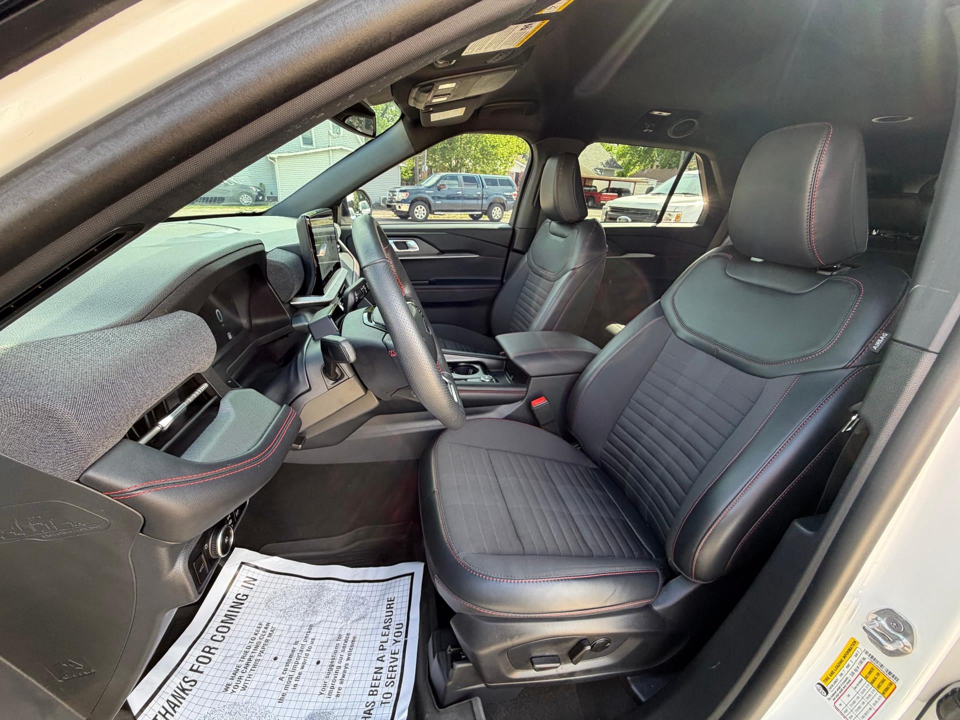 2025 Ford Explorer ST-Line 4WD