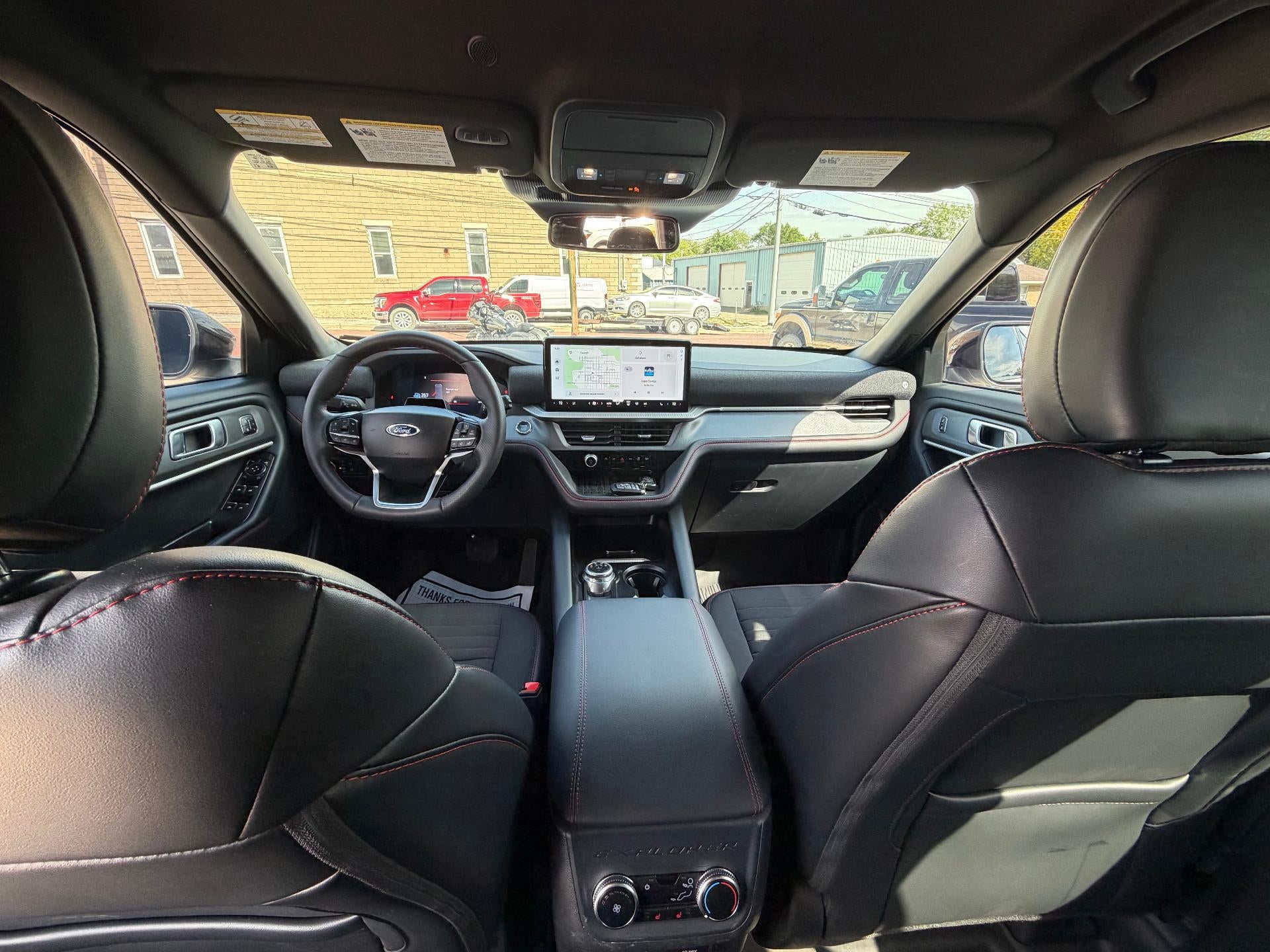 2025 Ford Explorer ST-Line 4WD