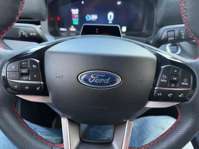2025 Ford Explorer ST-Line 4WD