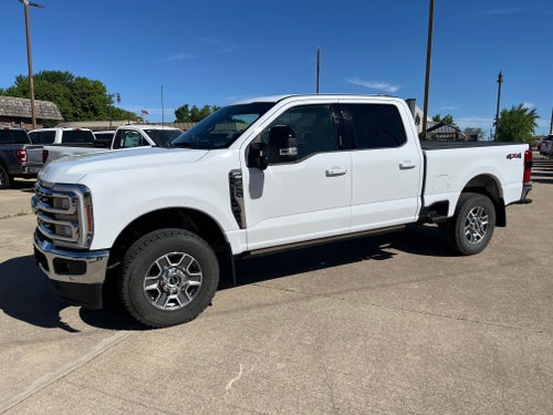 2024 Ford Super Duty F-250 SRW LARIAT 4WD Crew Cab 6.75' Box