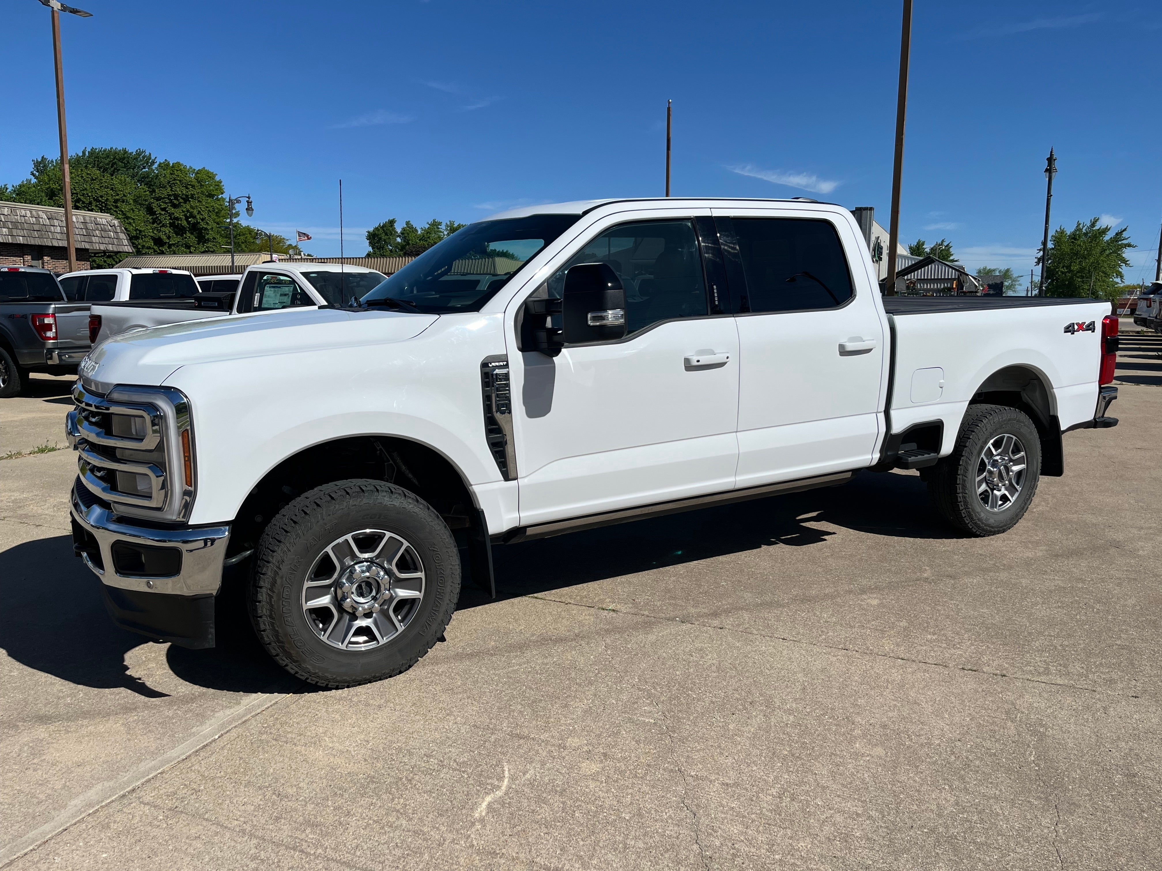 2024 Ford Super Duty F-250 SRW LARIAT 4WD Crew Cab 6.75' Box