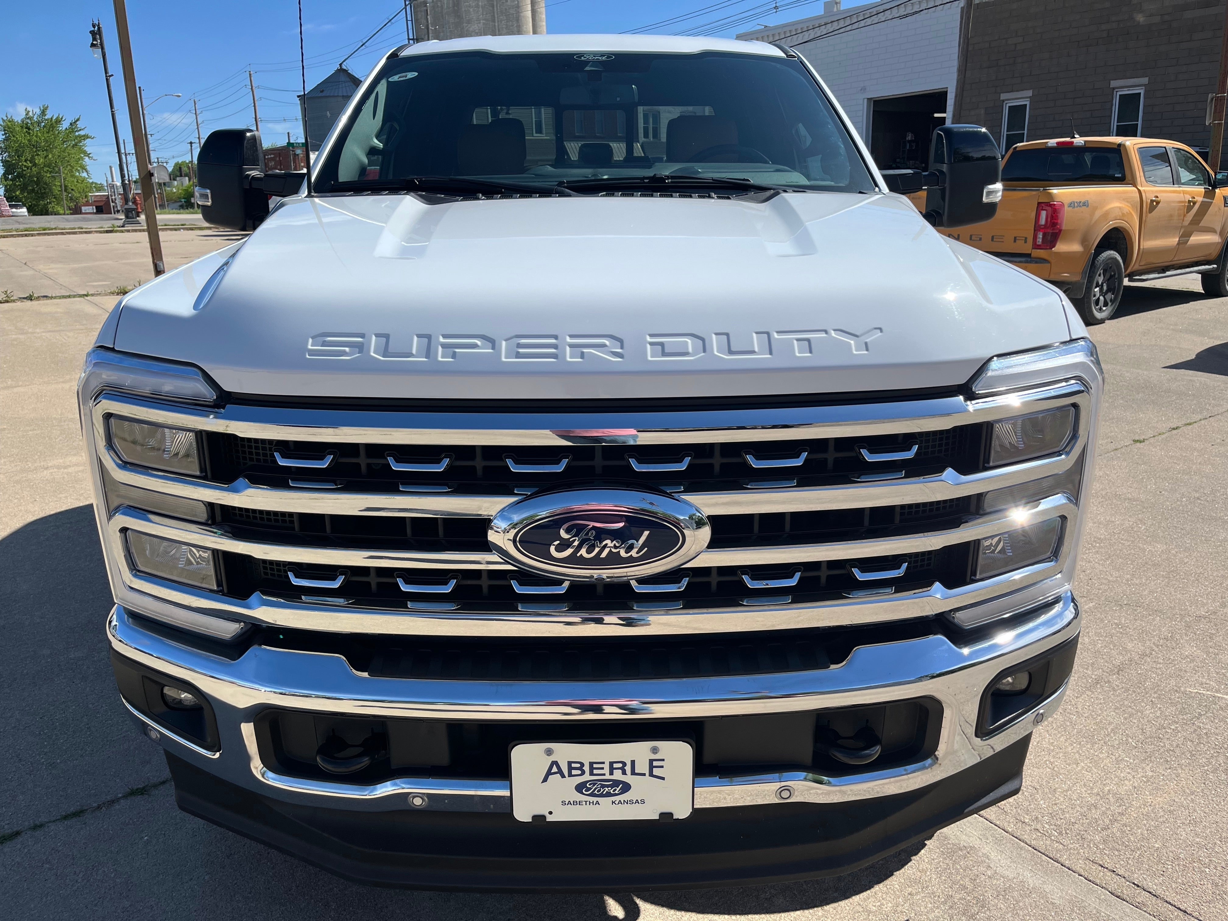 2024 Ford Super Duty F-250 SRW LARIAT 4WD Crew Cab 6.75' Box