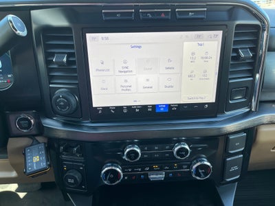 2024 Ford Super Duty F-250 SRW LARIAT 4WD Crew Cab 6.75' Box