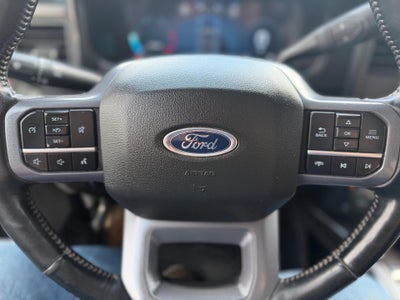 2023 Ford Super Duty F-250 SRW LARIAT 4WD Crew Cab 6.75' Box