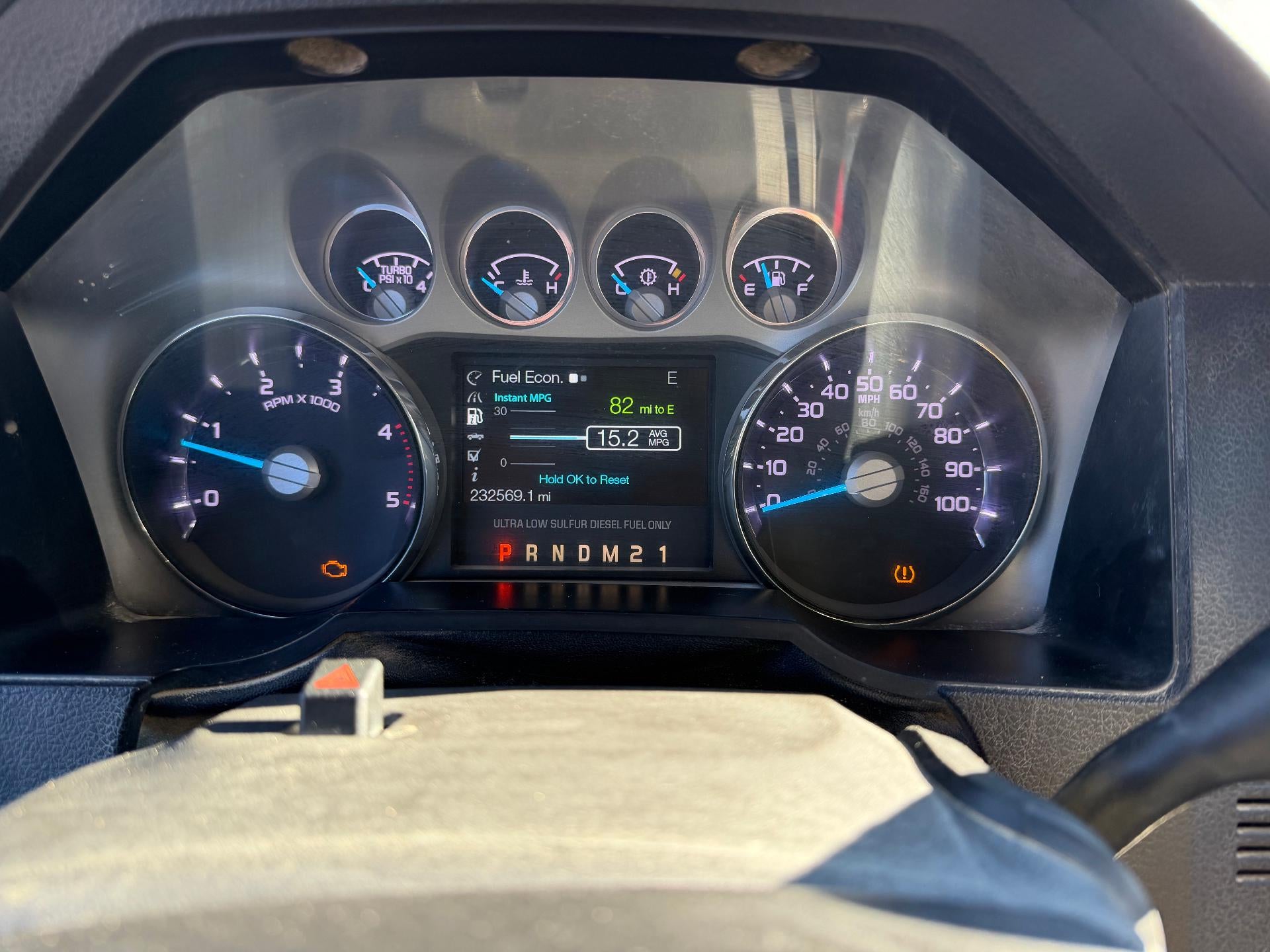 2011 Ford Super Duty F-350 SRW 4WD Crew Cab 6-3/4 Ft Box Lariat