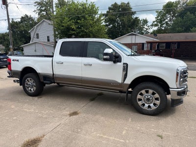 2024 Ford Super Duty F-350 SRW LARIAT 4WD Crew Cab 6.75' Box
