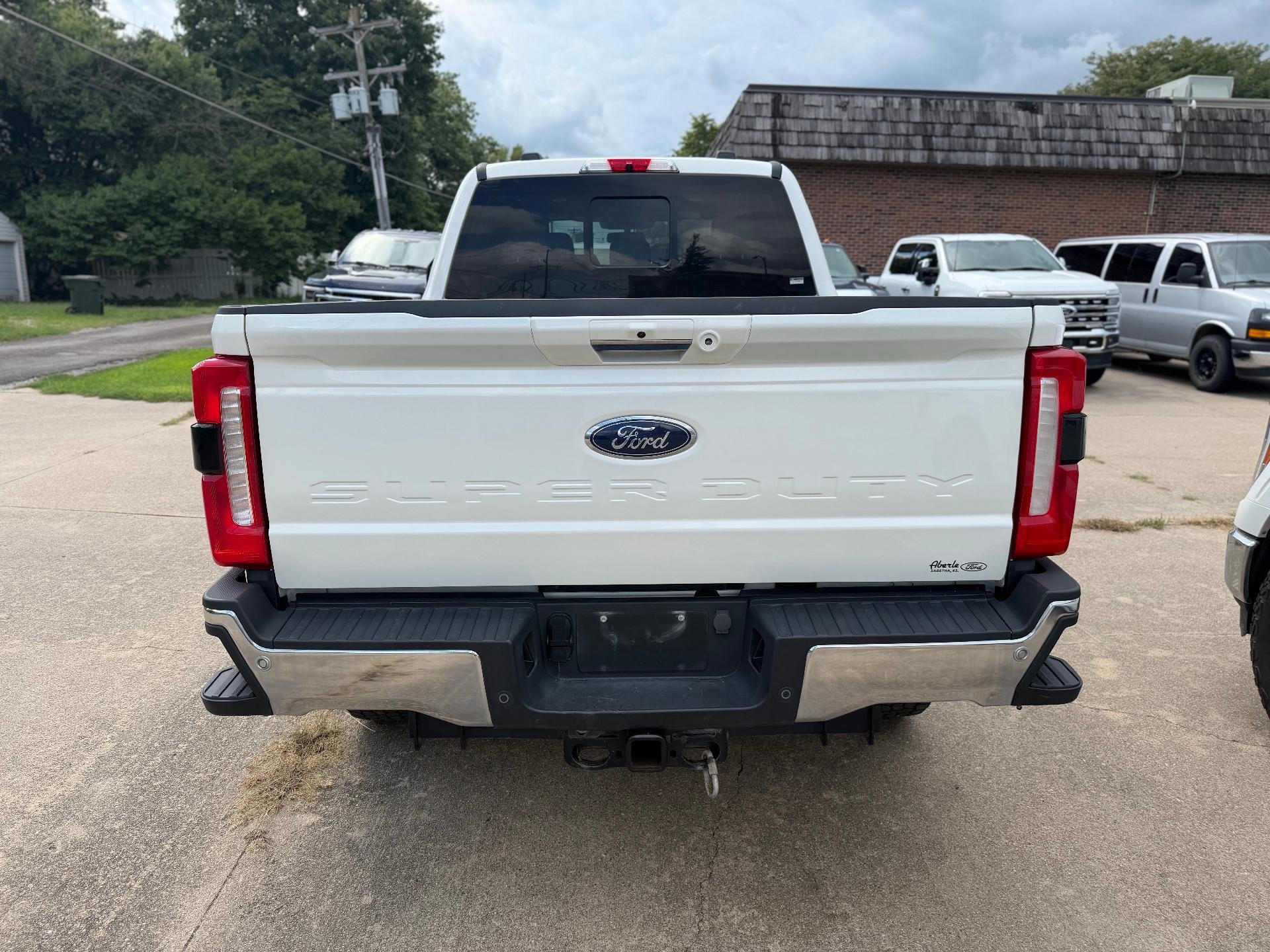 2024 Ford Super Duty F-350 SRW LARIAT 4WD Crew Cab 6.75' Box