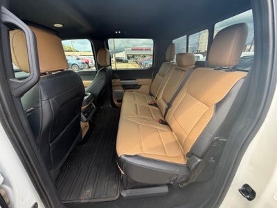 2024 Ford Super Duty F-350 SRW LARIAT 4WD Crew Cab 6.75' Box