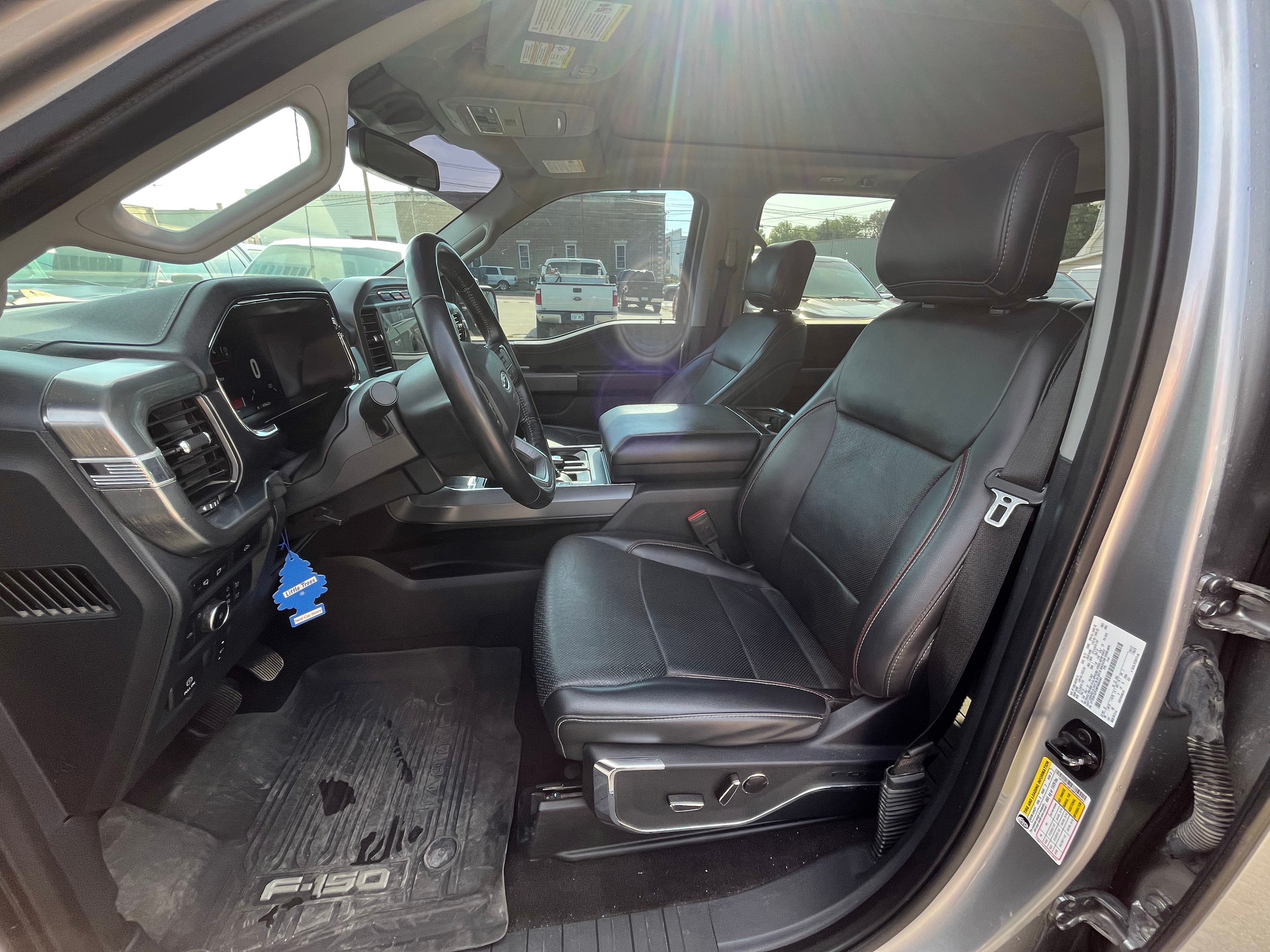 2021 Ford F-150 LARIAT 4WD SuperCrew 5.5' Box