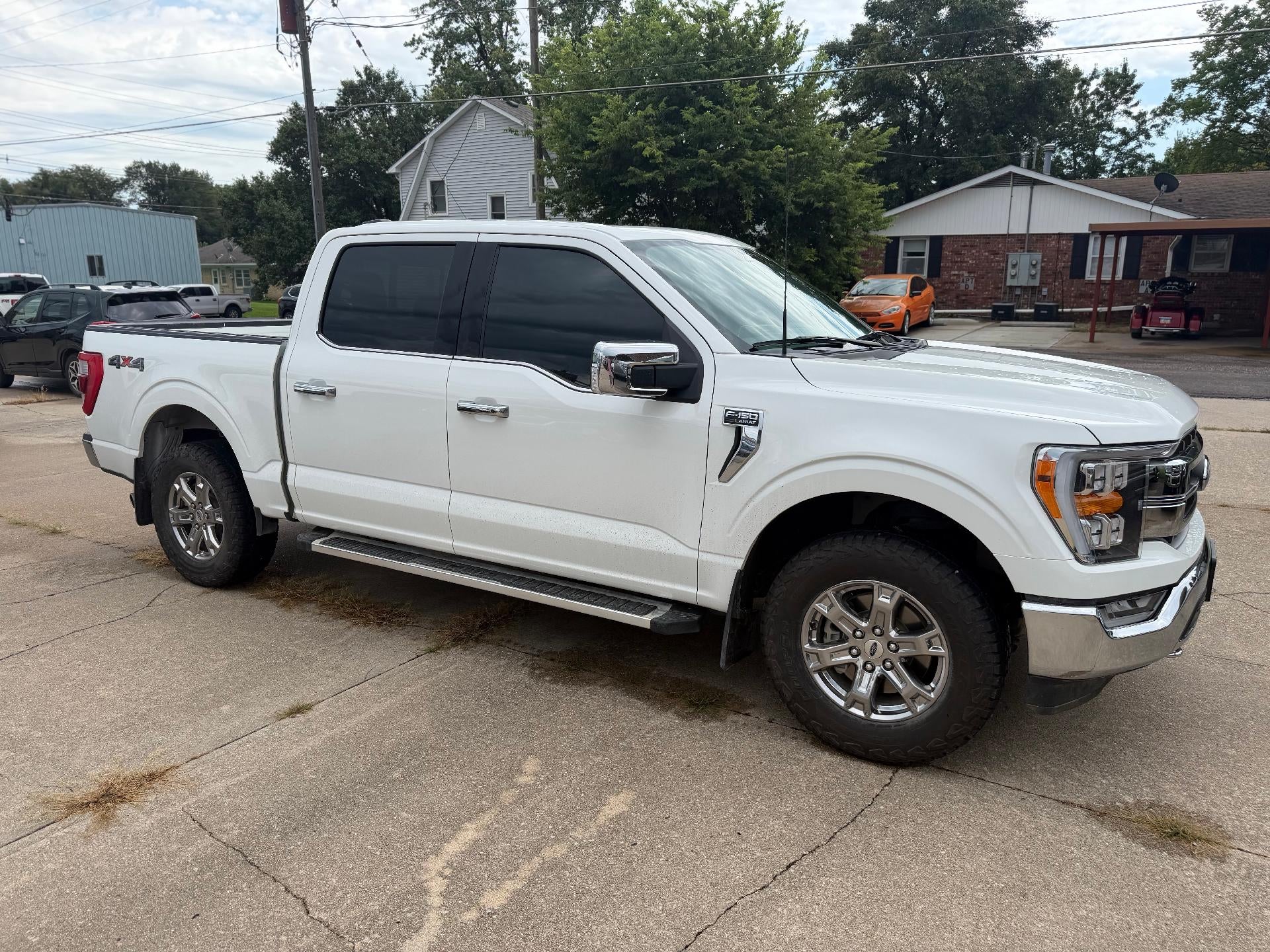 2023 Ford F-150 LARIAT 4WD SuperCrew 5.5' Box
