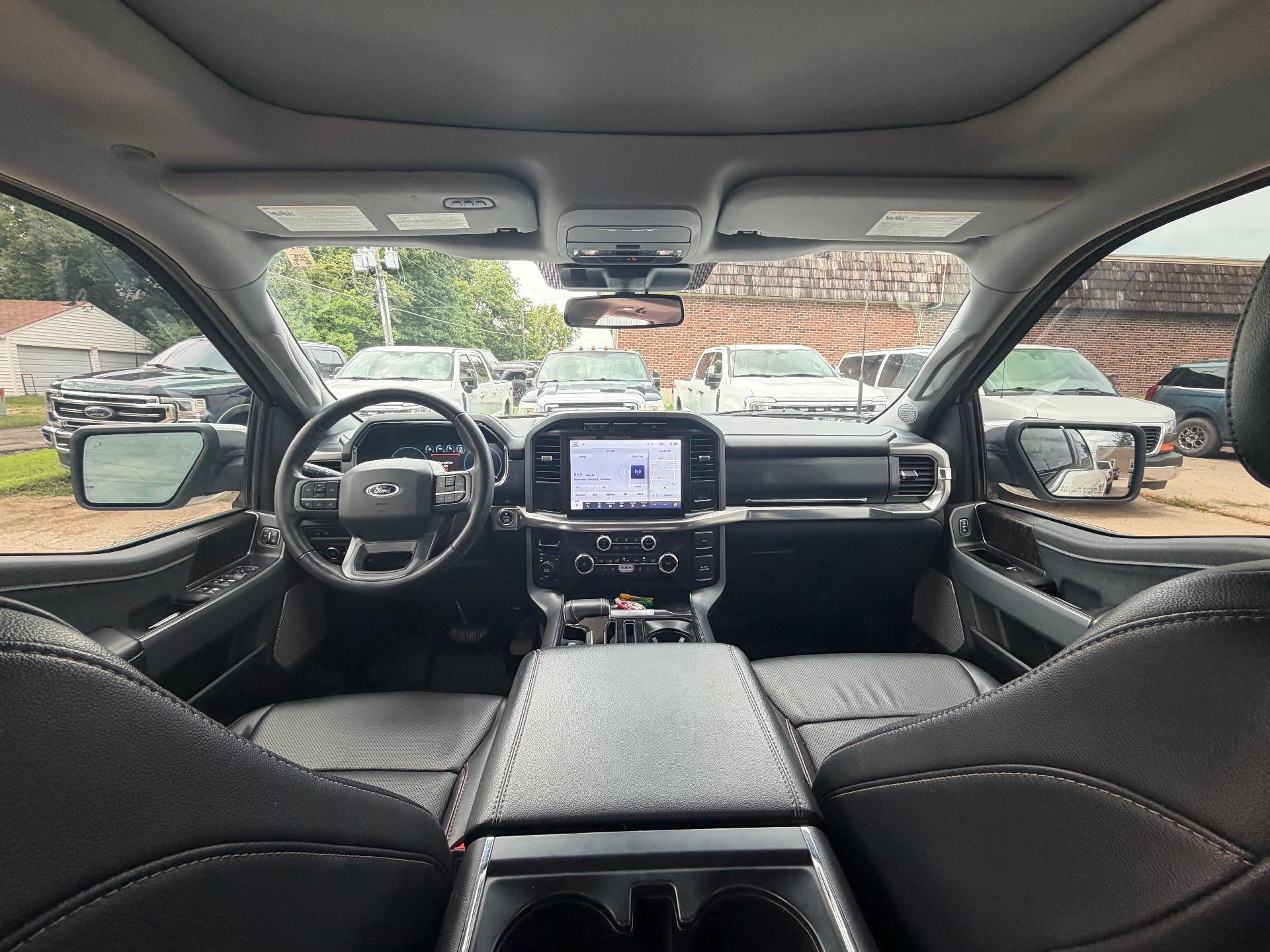 2023 Ford F-150 LARIAT 4WD SuperCrew 5.5' Box