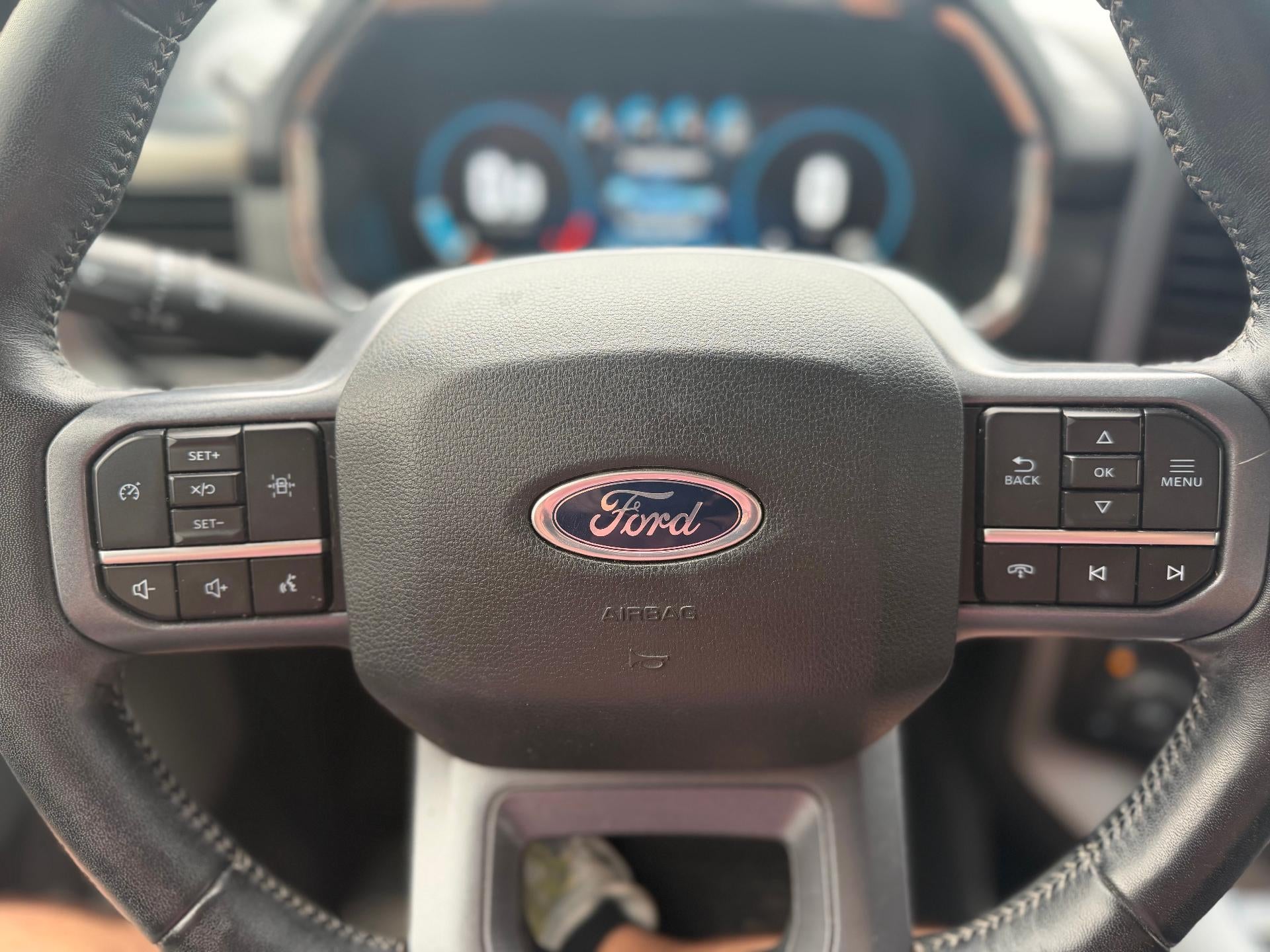 2023 Ford F-150 LARIAT 4WD SuperCrew 5.5' Box