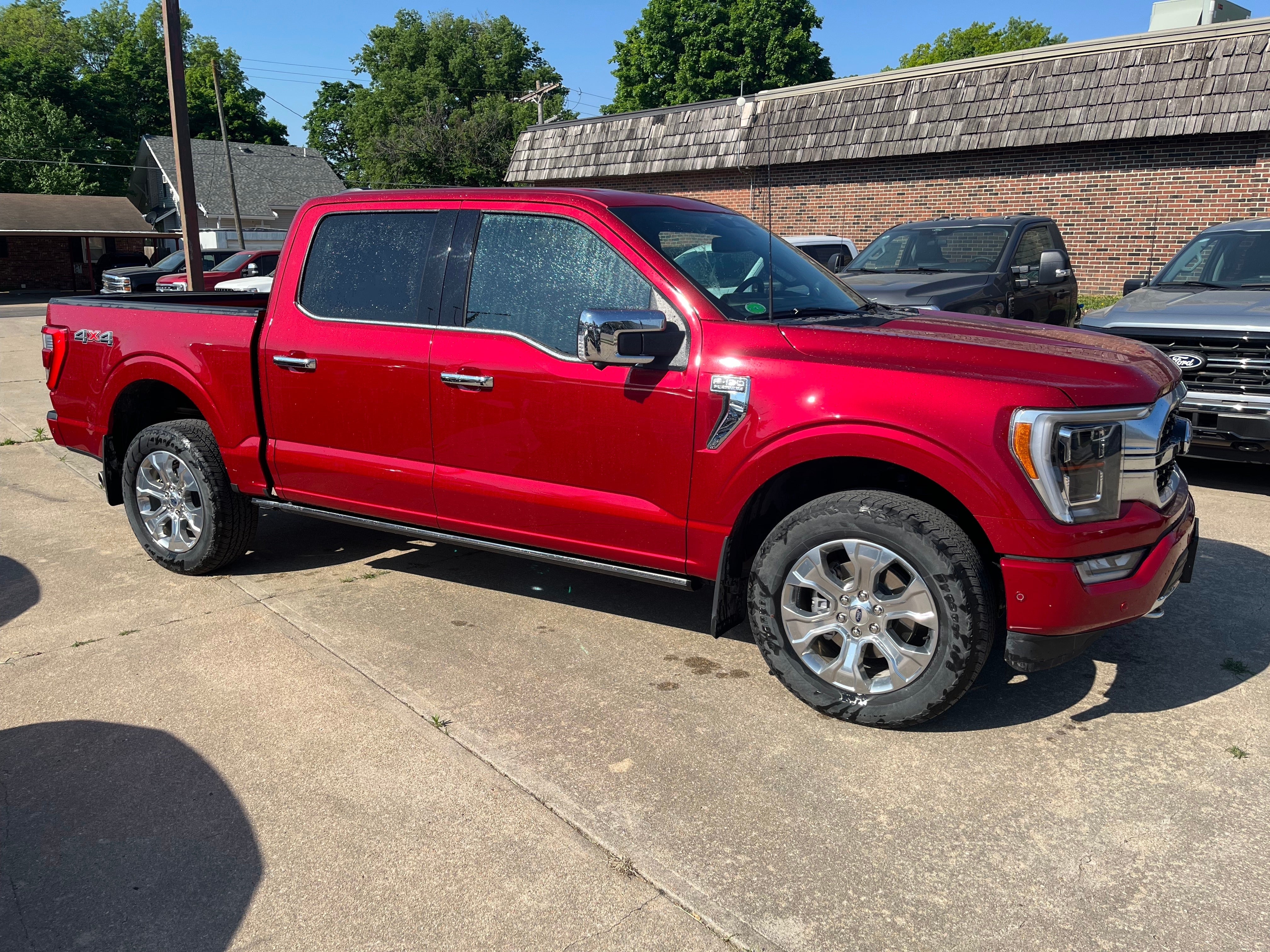 2023 Ford F-150 Platinum 4WD SuperCrew 5.5' Box