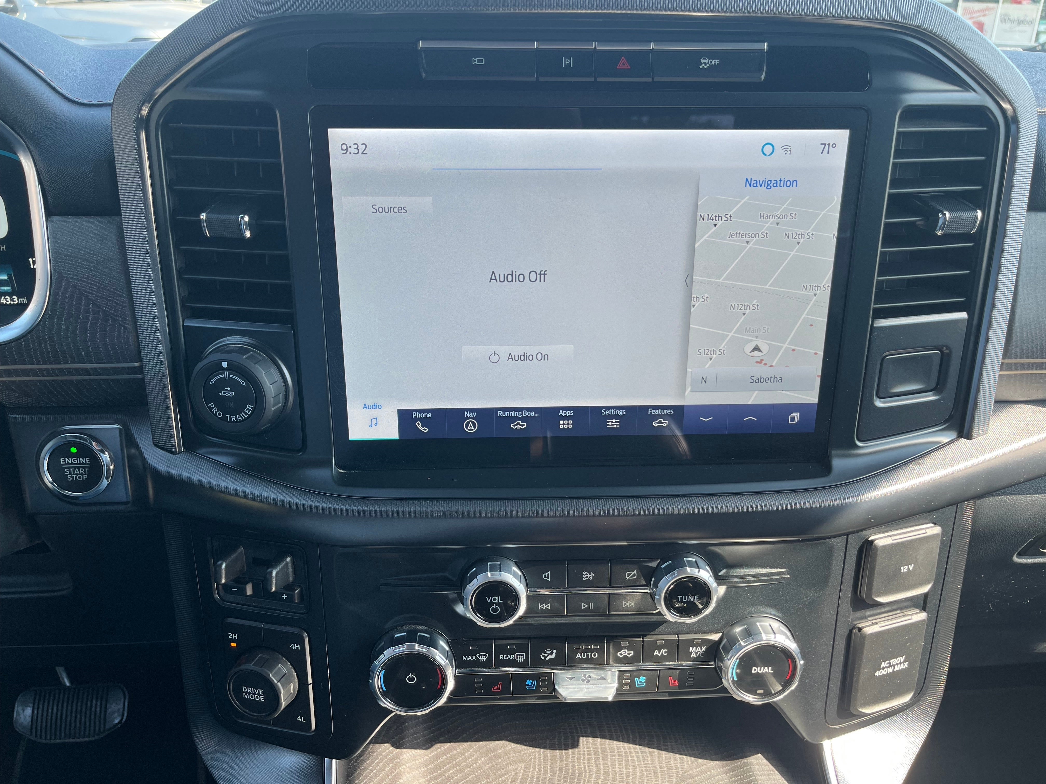 2023 Ford F-150 Platinum 4WD SuperCrew 5.5' Box