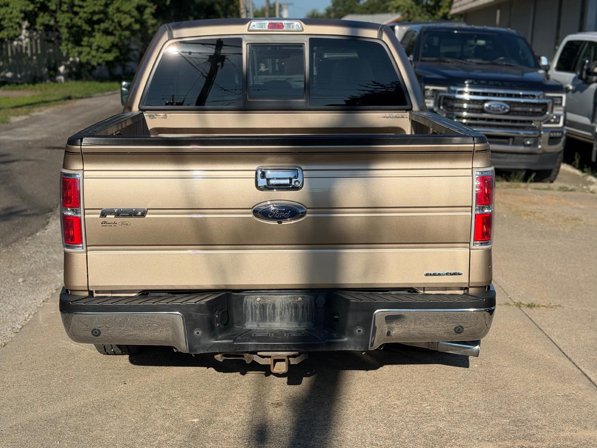 2014 Ford F-150 4WD SuperCrew 5-1/2 Ft Box XLT