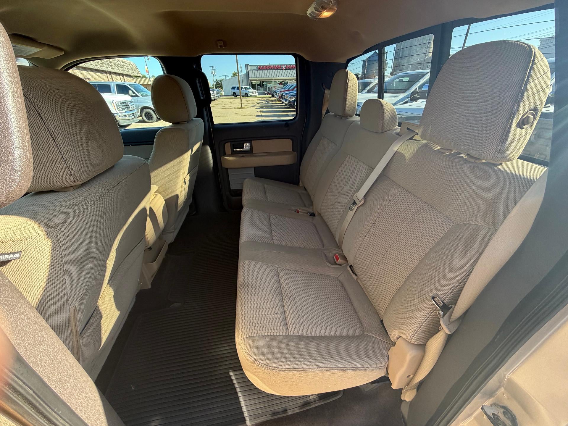 2014 Ford F-150 4WD SuperCrew 5-1/2 Ft Box XLT