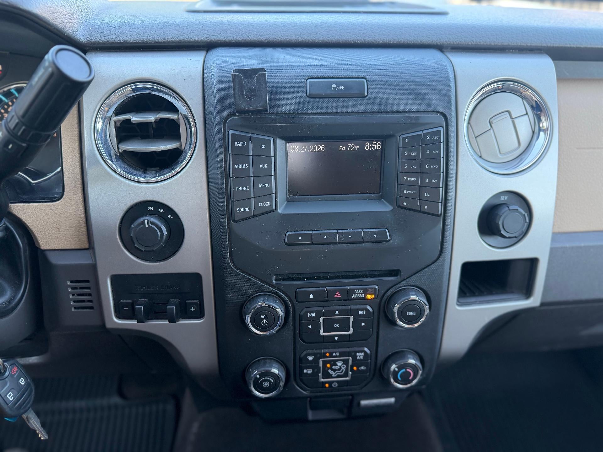 2014 Ford F-150 4WD SuperCrew 5-1/2 Ft Box XLT