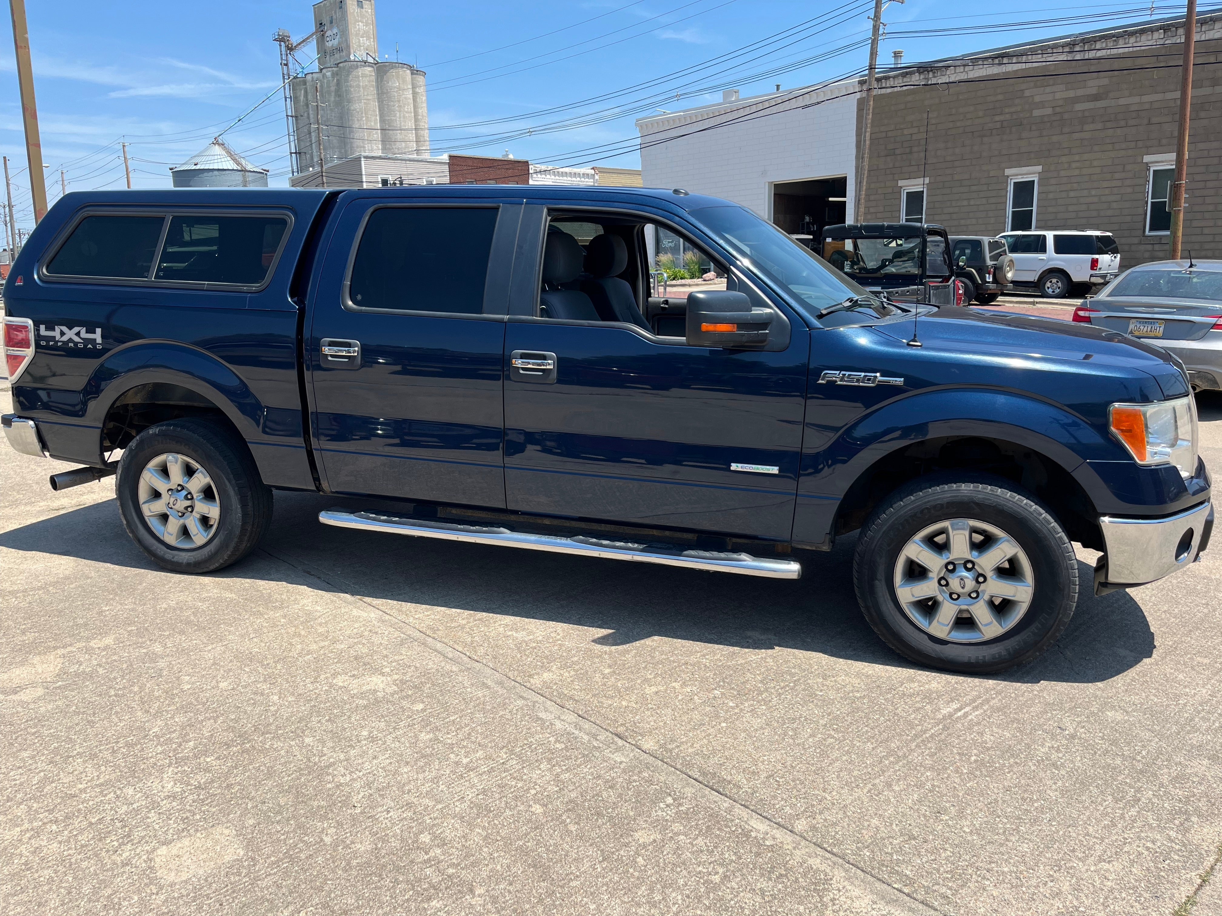 2013 Ford F-150 4WD SuperCrew 5-1/2 Ft Box XLT