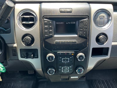 2013 Ford F-150 4WD SuperCrew 5-1/2 Ft Box XLT