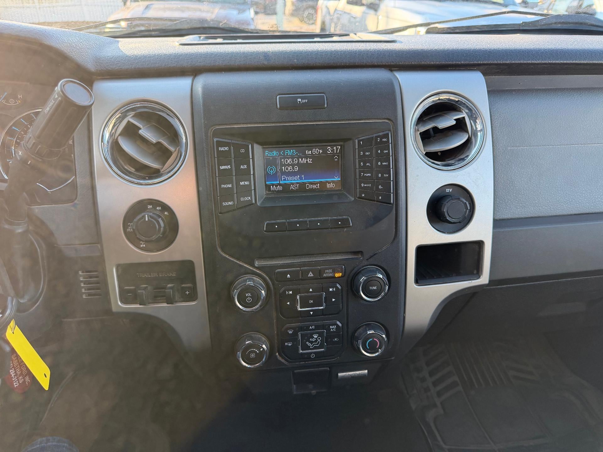 2014 Ford F-150 4WD SuperCab 6-1/2 Ft Box XLT