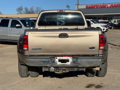2005 Ford Super Duty F-350 DRW XLT