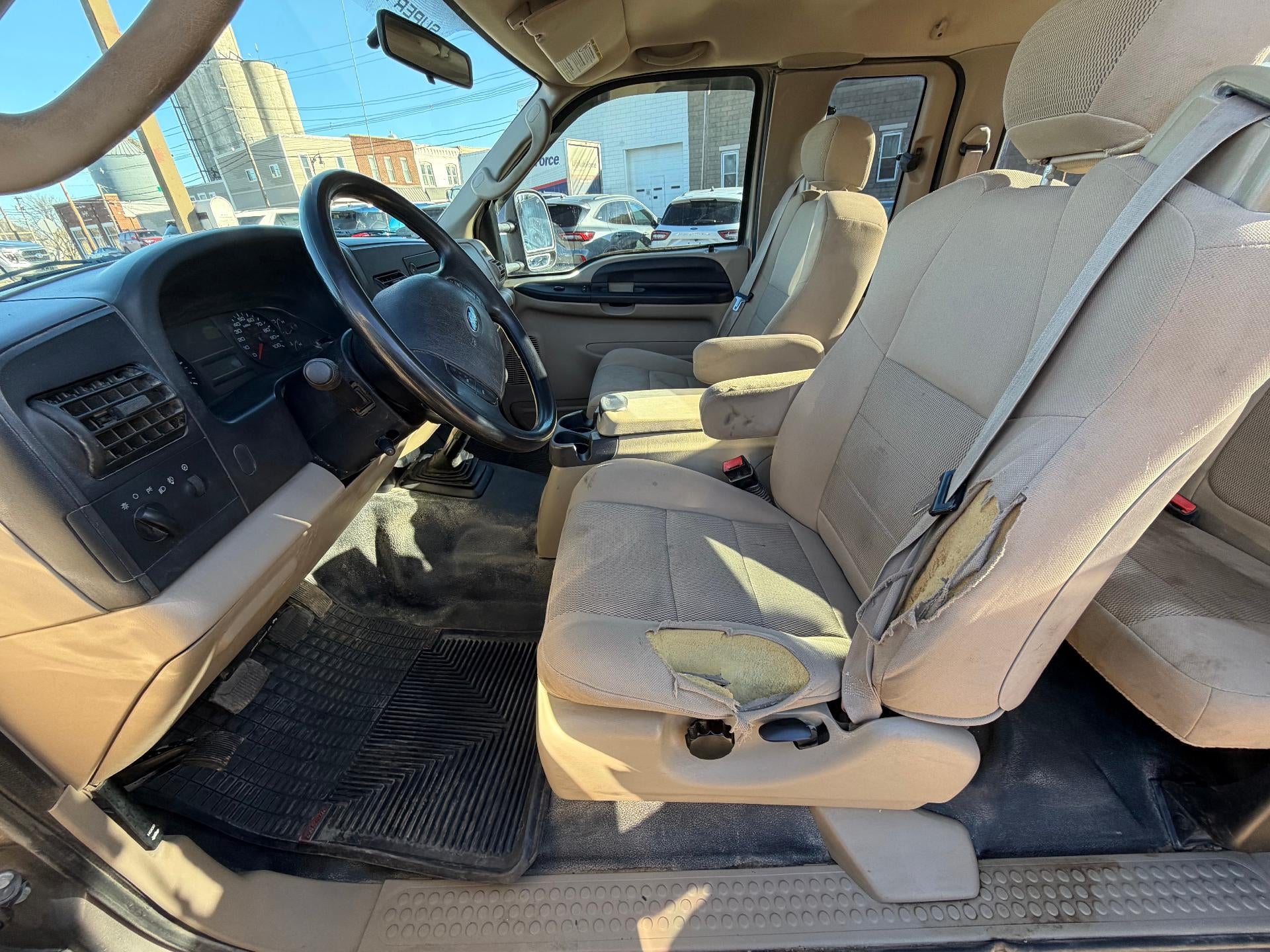 2005 Ford Super Duty F-350 DRW XLT