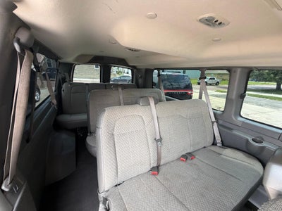 2021 GMC Savana Passenger 3500 Extended Wheelbase Rear-Wheel Drive 1LT