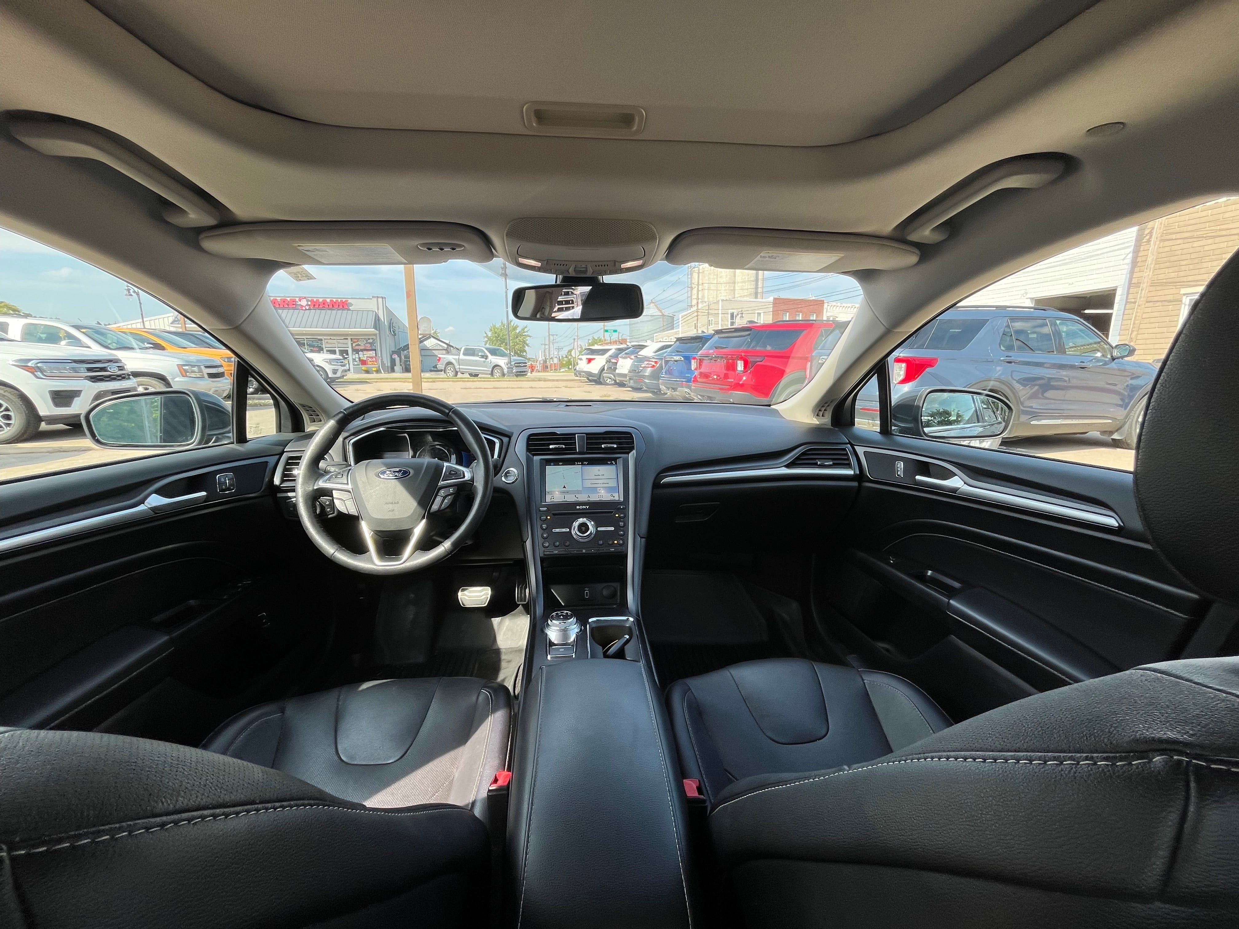 2018 Ford Fusion Energi Titanium FWD