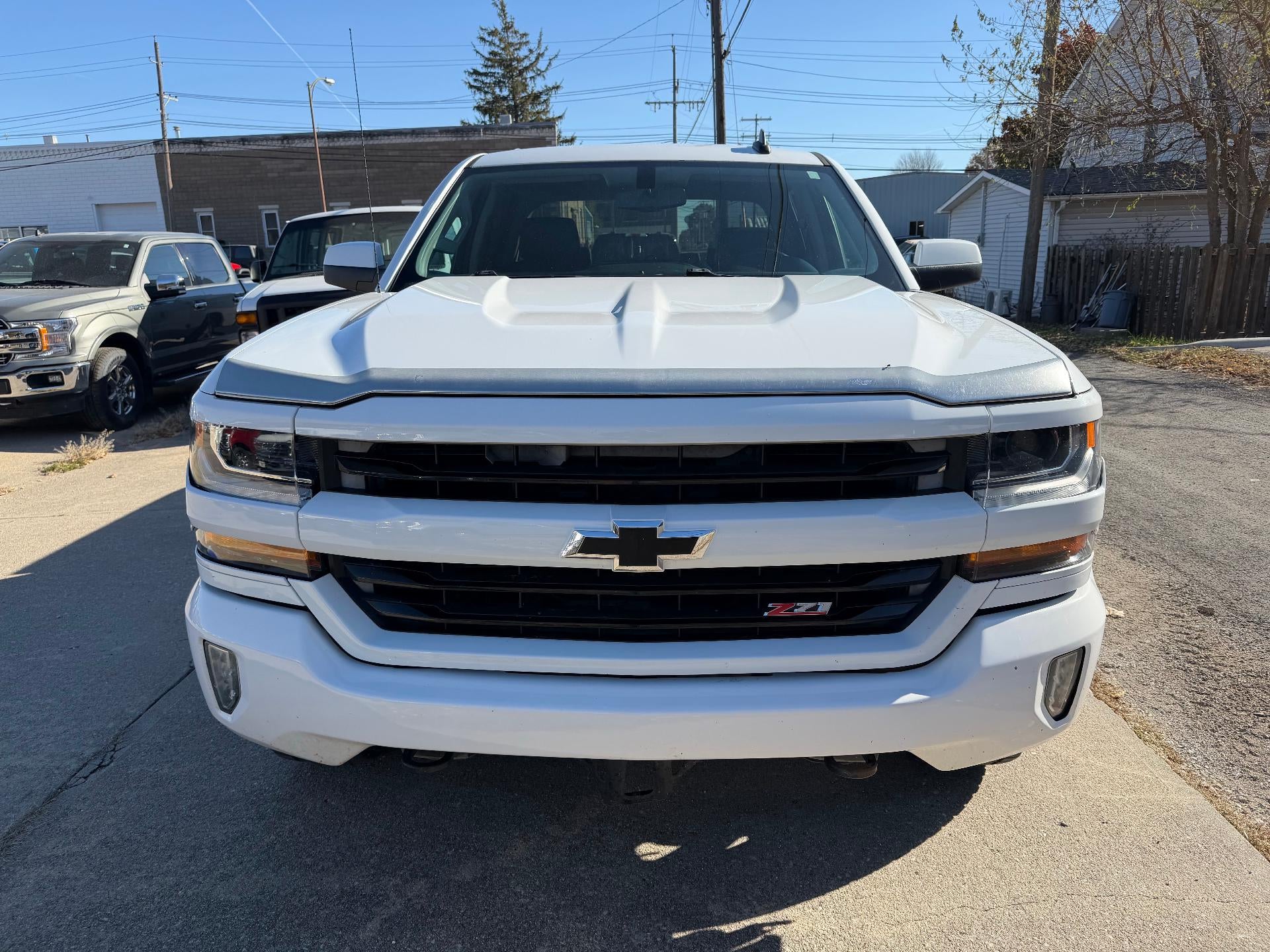 2017 Chevrolet Silverado 1500 Crew Cab Short Box 4-Wheel Drive LT Z71