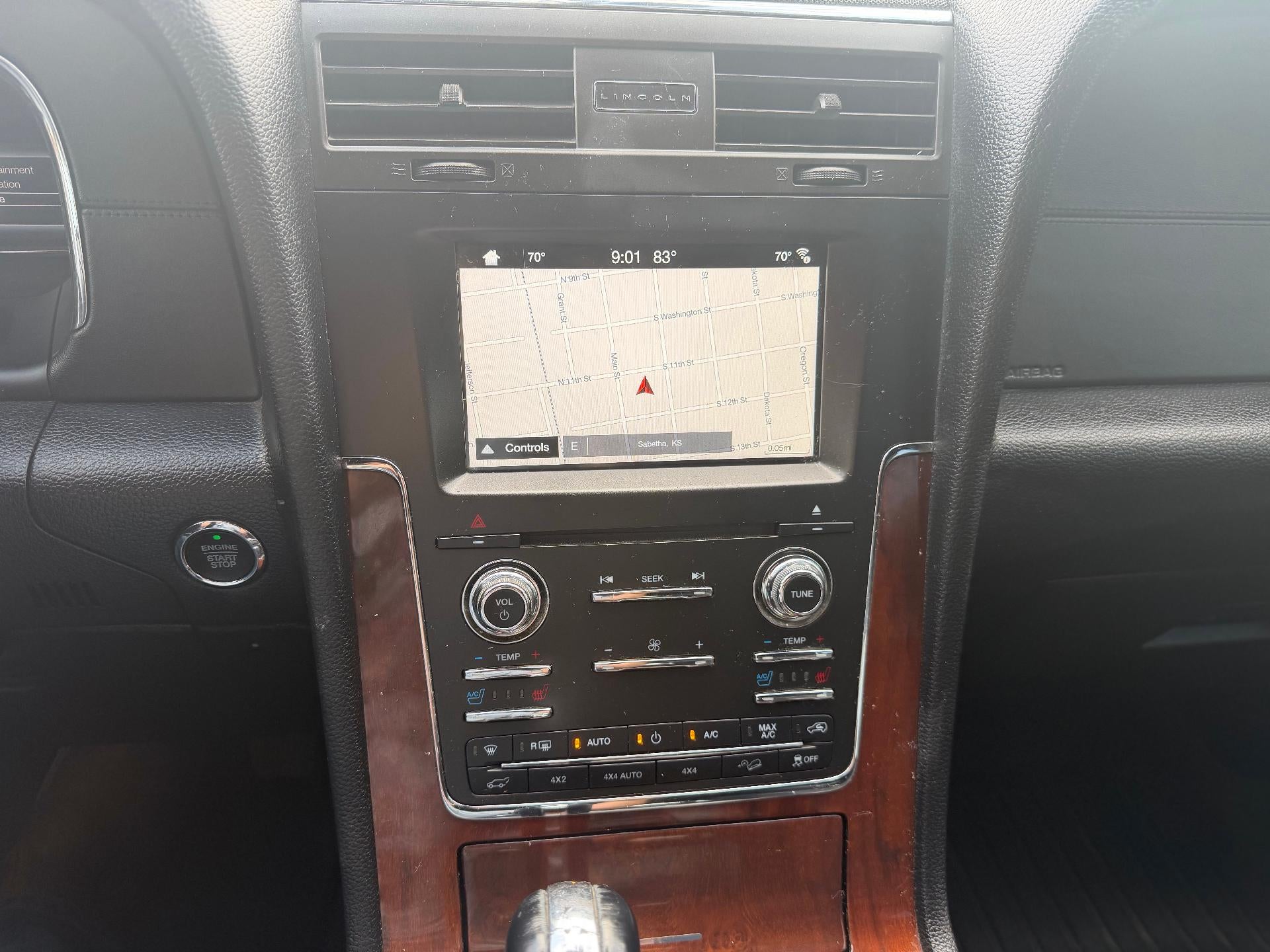2017 Lincoln Navigator 4x4 Select