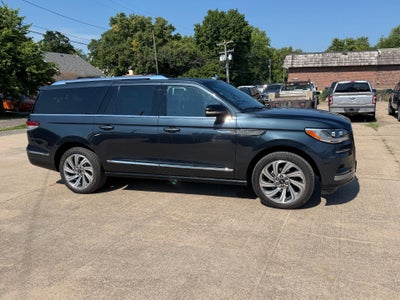 2022 Lincoln Navigator L Reserve 4x4